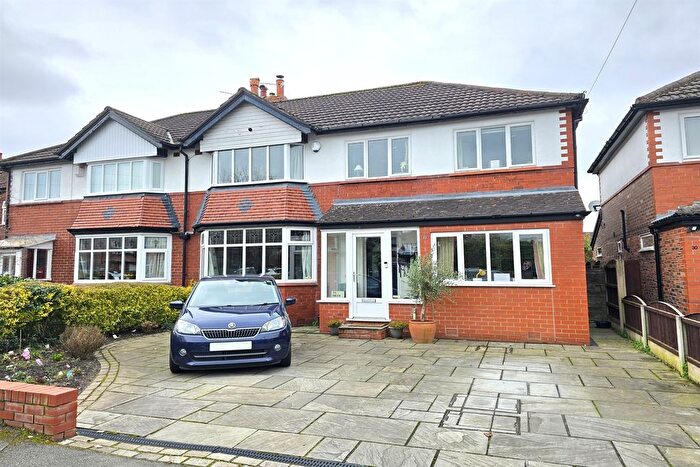 5 Bedroom Semi Detached House For Sale In Green Drive, Timperley, Altrincham, WA15