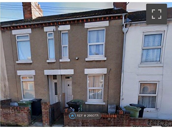 3 Bedroom Terraced House To Rent In Wellingborough, Wellingborough, NN8