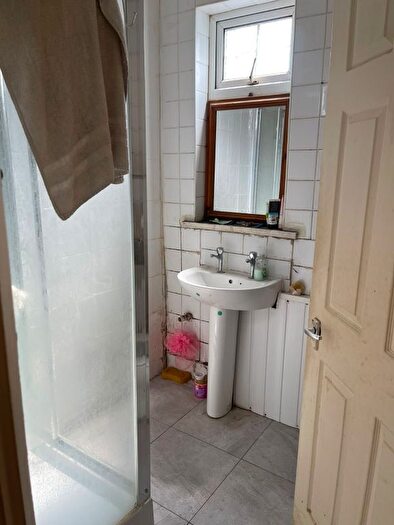 1 Bedroom Flat To Rent In Leagrave Road, Luton, LU4