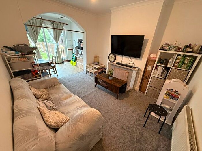 1 Bedroom Flat To Rent In Watford Road, Wembley, HA0