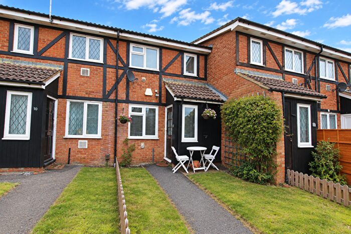 1 Bedroom Terraced House For Sale In Ingleside, Colnbrook, Slough, SL3