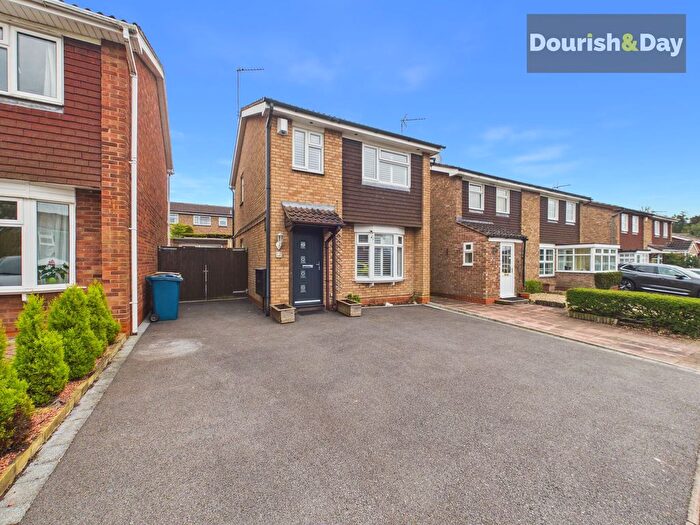 3 Bedroom Detached House For Sale In Danta Way, Stafford, ST17