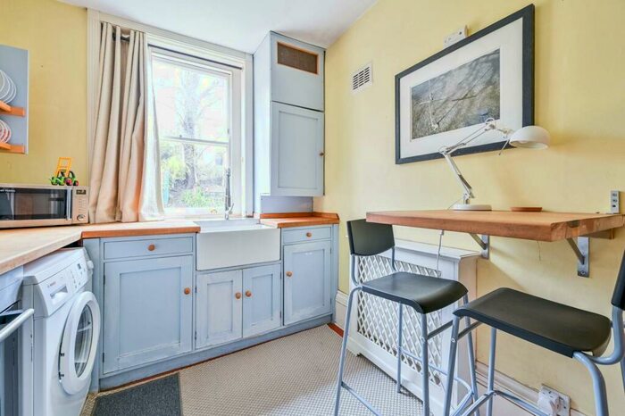 1 Bedroom Flat To Rent In Bennett Park, Blackheath, London, SE3