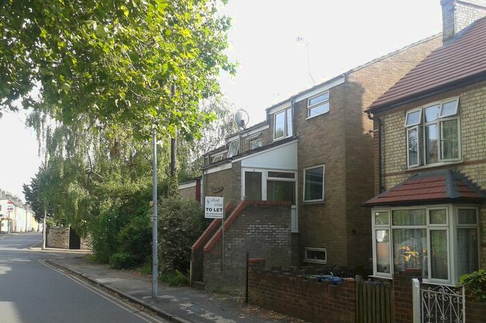 2 Bedroom Maisonette To Rent In Sturton Street, Cambridge, CB1