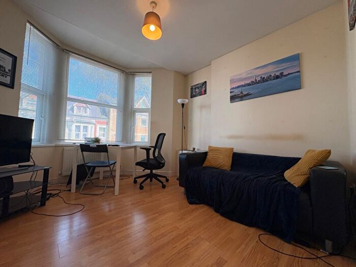 1 Bedroom Flat To Rent In Romilly Road, Canton, CF5