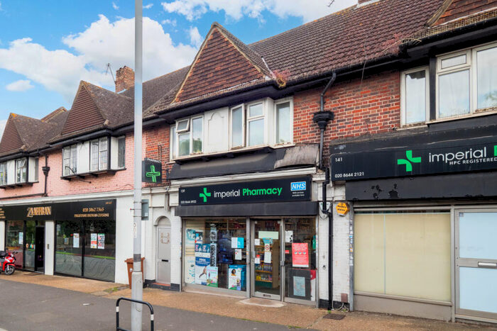 Apartment To Rent In Epsom Road, Sutton, Surrey, SM3