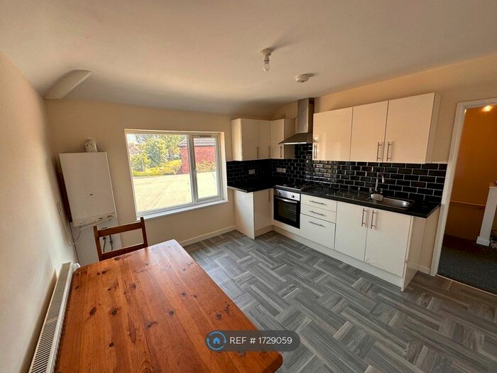 1 Bedroom Flat To Rent In Parsons Hill, Birmingham, B30