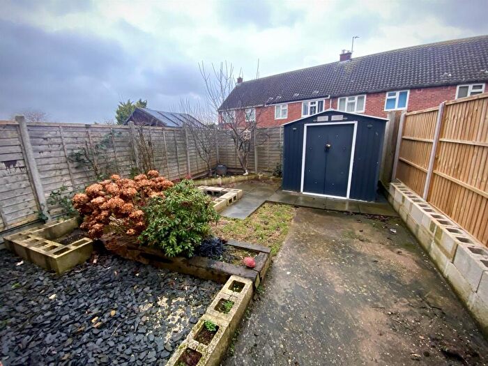 3 Bedroom Terraced House For Sale In Buttler Way, Sleaford, NG34