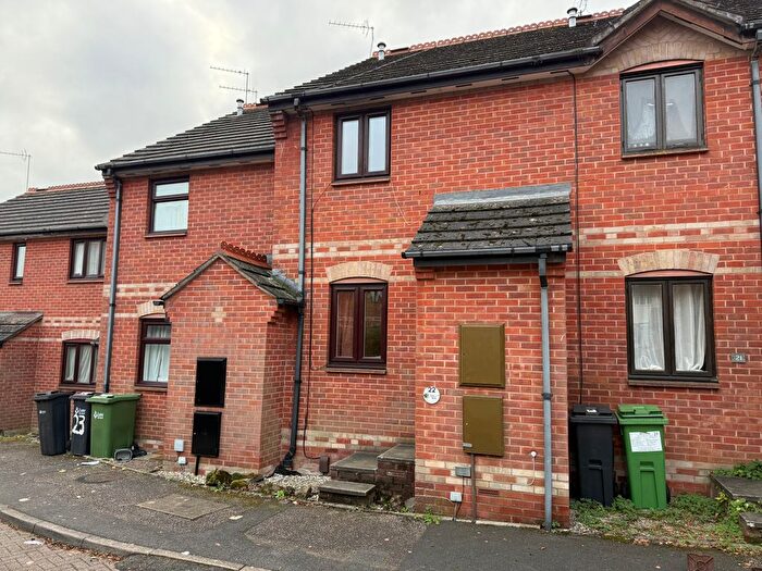 2 Bedroom Terraced House To Rent In Willow Walk, Exeter, EX4