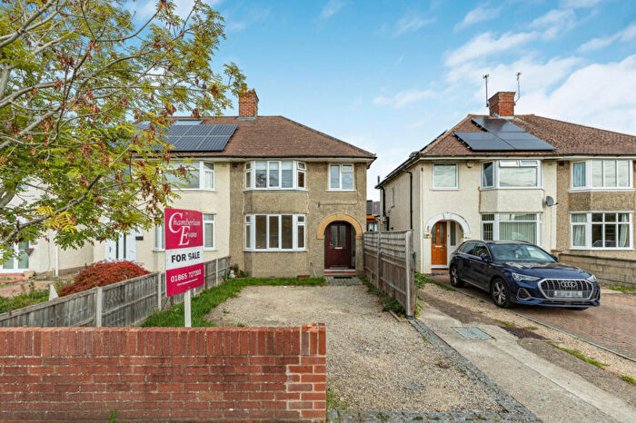 3 Bedroom Semi-Detached House For Sale In Kelburne Road, Oxford, OX4