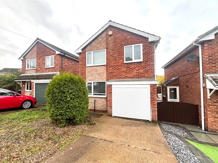 3 Bedroom Property To Rent In Bosworth Drive, Newthorpe, Nottingham, NG16