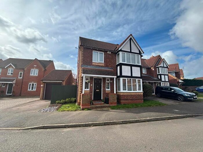 3 Bedroom Detached House For Sale In Magnolia Close, Abington Vale, Northampton, NN3