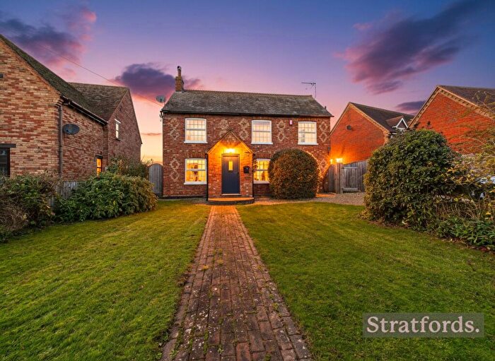 4 Bedroom Detached House To Rent In Wood End, Little Horwood, MK17