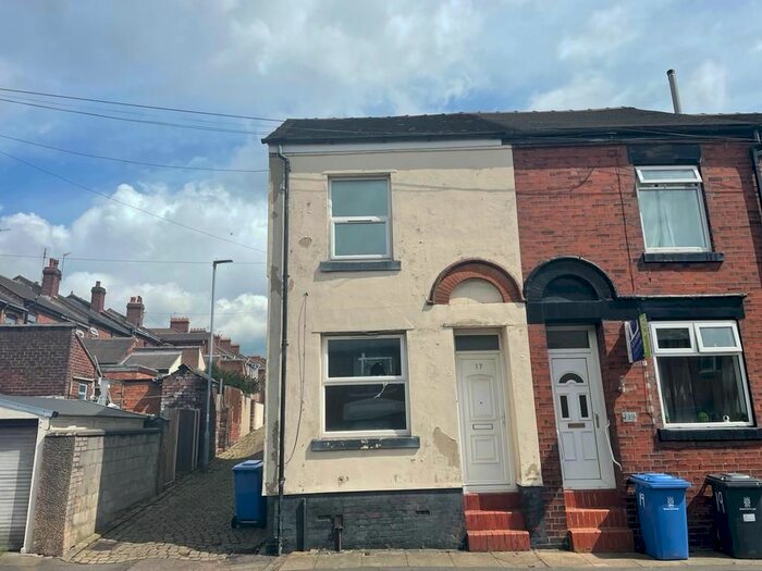 3 Bedroom End Of Terrace House To Rent In Bowden Street, Stoke-On-Trent, ST6