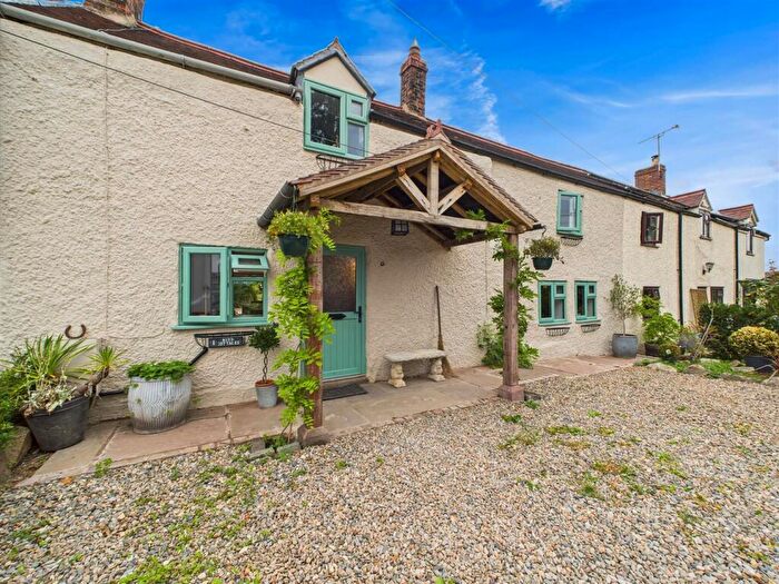 4 Bedroom Semi-Detached House For Sale In Bryn Cottages, Pen Y Lan, Ruabon, Wrexham, LL14