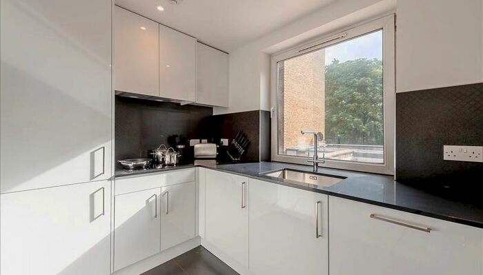 2 Bedroom Flat To Rent In Fulham Road, London, SW3