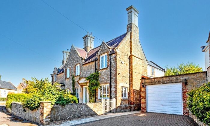 3 Bedroom Semi-Detached House For Sale In Old Post House, Bourton, SN6