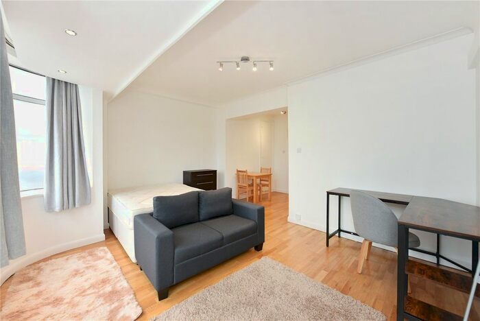 Studio To Rent In Warren Court, - Euston Road, Fitzrovia, London, NW1