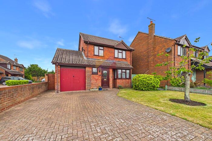 3 Bedroom Detached House For Sale In Bushell Way, Frinton On Sea, CO13