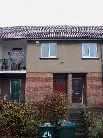 2 Bedroom Flat To Rent In Laburnum Road, Shipley, West Yorkshire, BD18