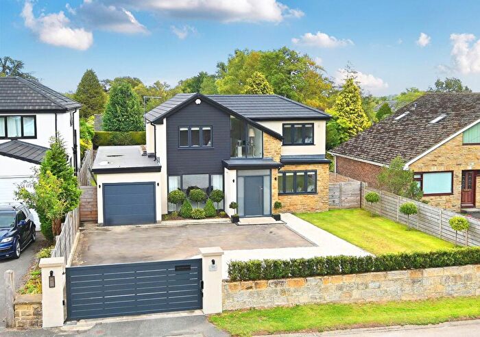 4 Bedroom Detached House For Sale In Leeds Road, Harrogate, HG2
