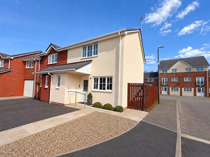 2 Bedroom Property To Rent In Llanbadarn Fawr, Aberystwyth, SY23