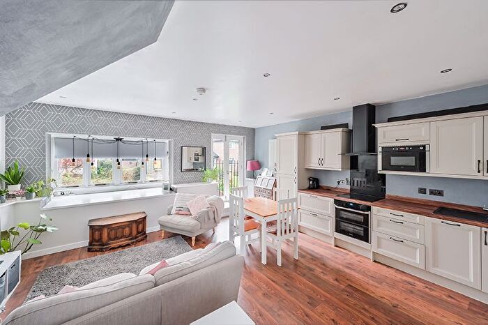 2 Bedroom Maisonette For Sale In North Station Approach, South Nutfield, Redhill, RH1