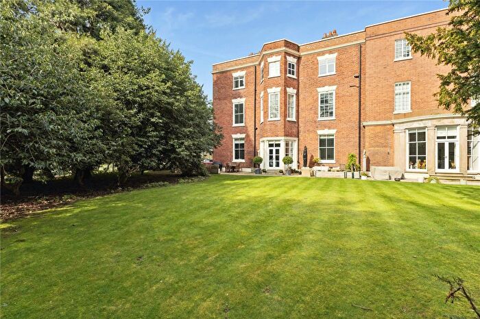 2 Bedroom Flat For Sale In Townsend Way, Christleton, Chester, Cheshire, CH3