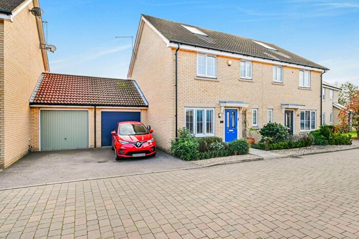 3 Bedroom Semi-Detached House For Sale In Ramsey Drive, Little Canfield, Dunmow, CM6