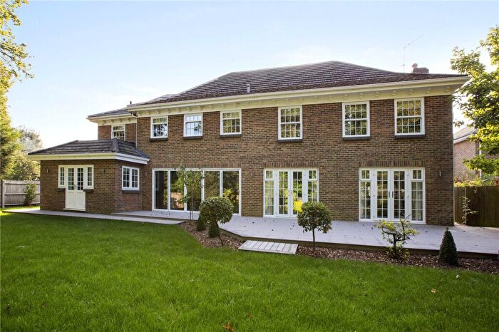 5 Bedroom Detached House To Rent In Burleigh Park, Cobham, Surrey, KT11