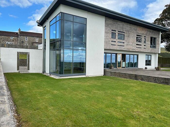 4 Bedroom House To Rent In Easter Glasslie House, Leslie, KY6
