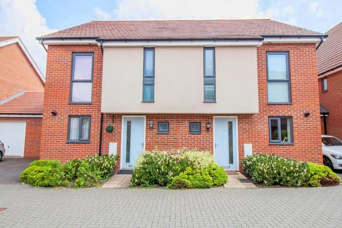 3 Bedroom Semi-detached House To Rent In Spitfire Road, Cambourne, CB23