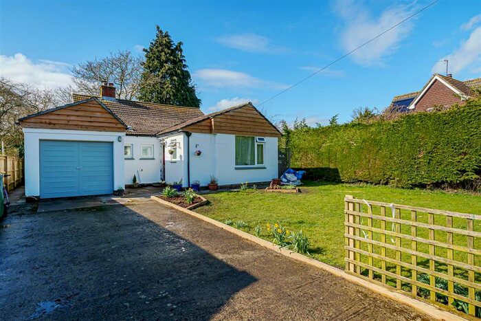 3 Bedroom Detached Bungalow For Sale In Puddles Lane, Coate, Devizes, SN10