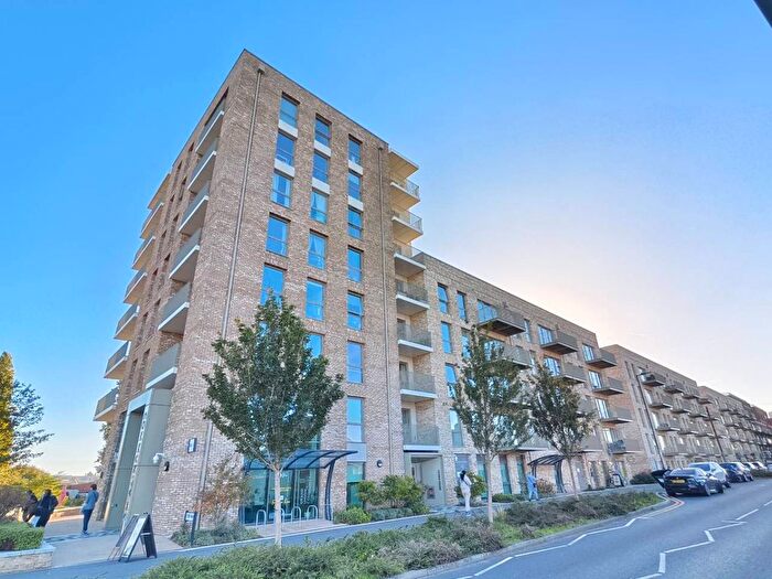 1 Bedroom Flat To Rent In Beresford Avenue, Wembley, HA0