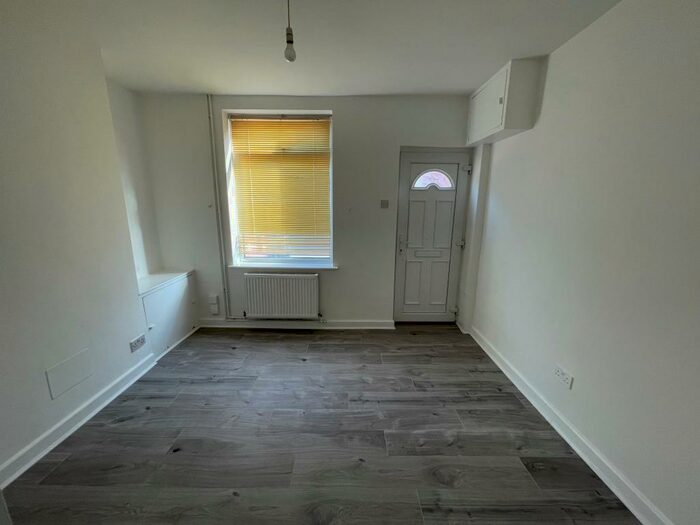 2 Bedroom House To Rent In Havelock Street, Kettering, NN16
