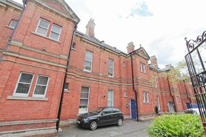 2 Bedroom Flat To Rent In Flat, Haberfield House, Hotwell Road, Bristol, BS8