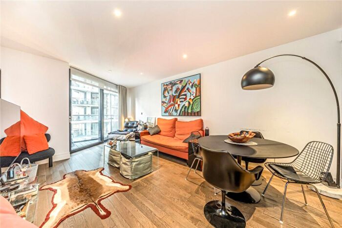 2 Bedroom Apartment For Sale In Riverlight Quay, London, SW11