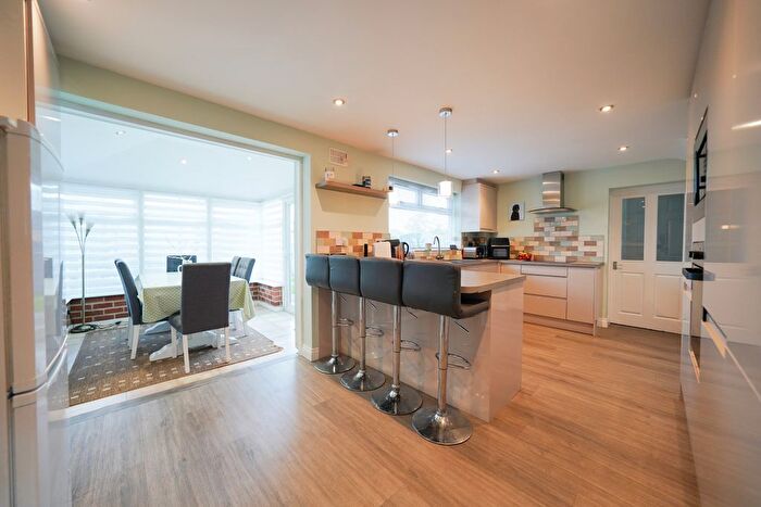 4 Bedroom Semi Detached House For Sale In Richmond Close, Desford, Leicester, Leicestershire, LE9