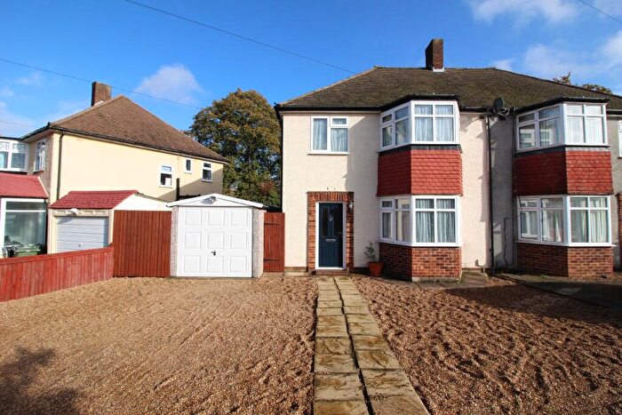 3 Bedroom Semi-Detached House To Rent In Cunliffe Road, London, KT19