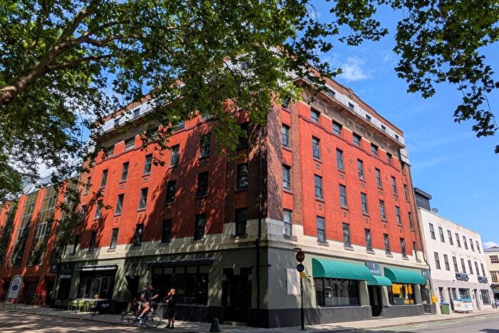 2 Bedroom Flat To Rent In Havelock Chambers, SO14
