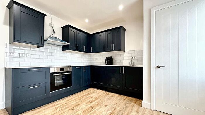 1 Bedroom House To Rent In East Street, Bristol, BS3