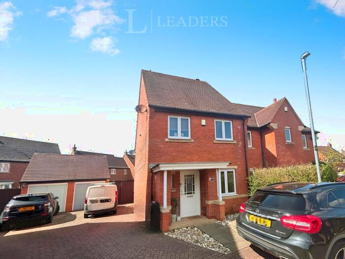 3 Bedroom Semi-Detached House To Rent In Lea Drive, Loughborough, LE11