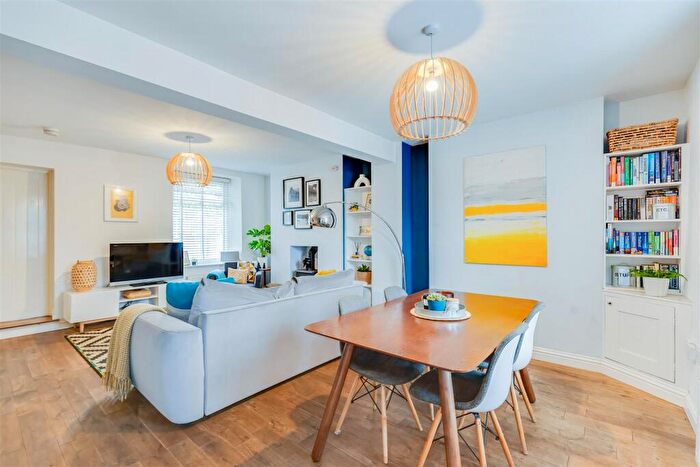 2 Bedroom Cottage For Sale In Pantmawr Road, Whitchurch, Cardiff, CF14