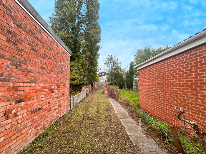 1 Bedroom Terraced House To Rent In Room Hubert Road, B29