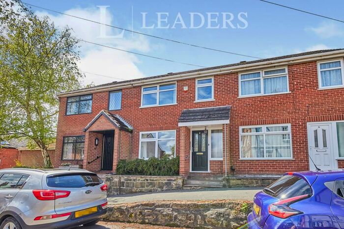 3 Bedroom Town House To Rent In The Square, Mickleover, DE3