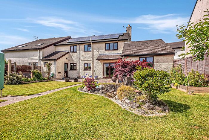 4 Bedroom Semi-Detached House For Sale In Applegarth, Holme, LA6