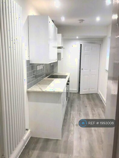 2 Bedroom Terraced House To Rent In Queen Street, Barwell, Leicester, LE9