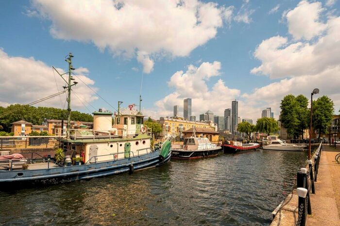 2 Bedroom Flat To Rent In Rainbow Quay, Rotherhithe, London, SE16