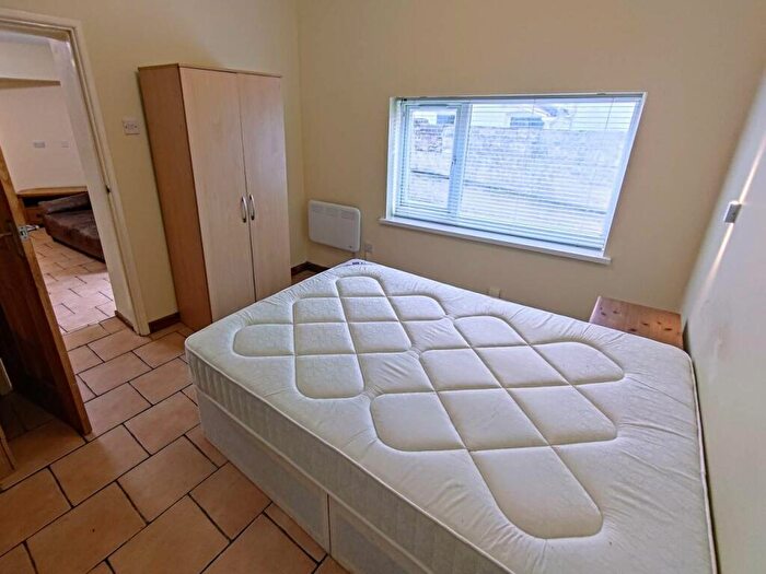 1 Bedroom Flat To Rent In Cathays Terrace, Cathays, Cardiff, CF24