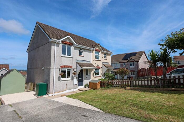 3 Bedroom Semi-Detached House For Sale In The Meadows, St Dennis, St Austell, PL26